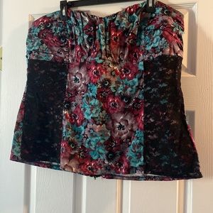 Torrid size 3 tube top with back zipper